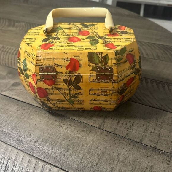 Vintage Billie Ross Of The Palm Beaches Decoupage Octagon Wood Box Purse Lucite - Picture 5 of 9
